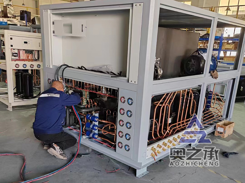 冷水機生產車間一角